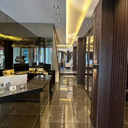 Отель Admiral 3*