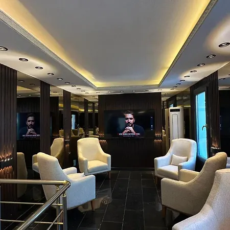 Admiral 3*